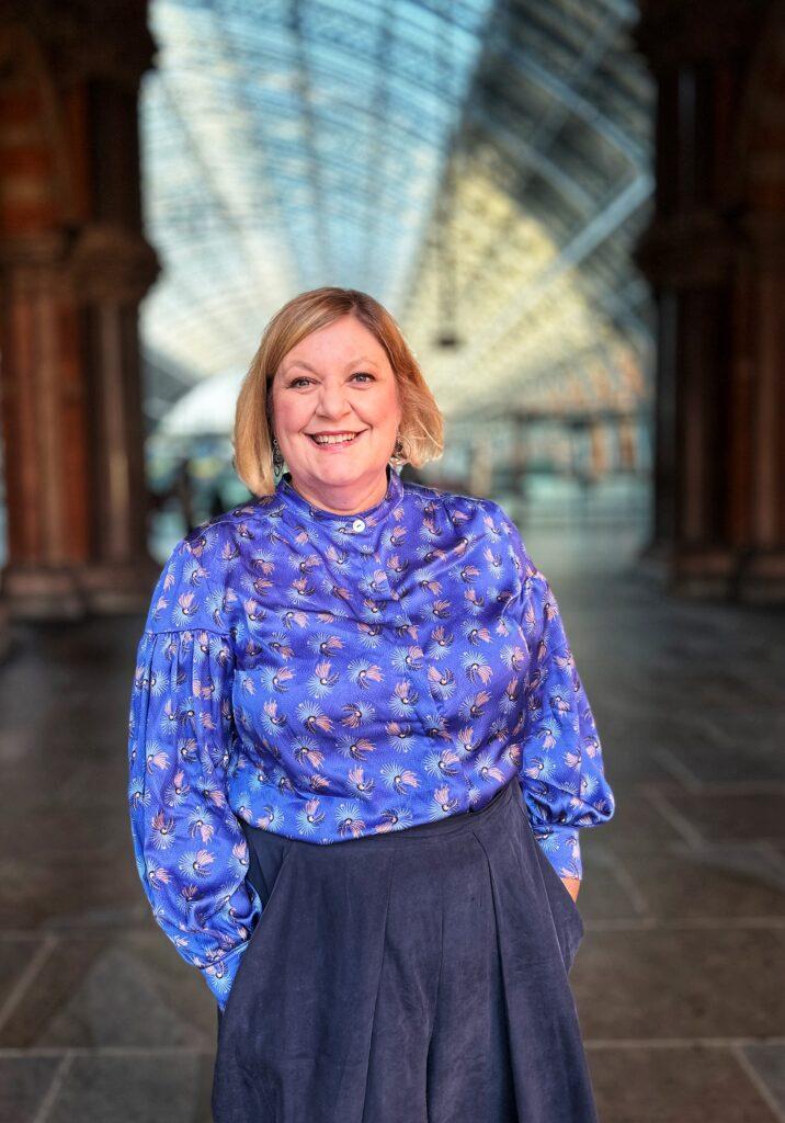 Accelerate Action IWD – Superstar Communicator