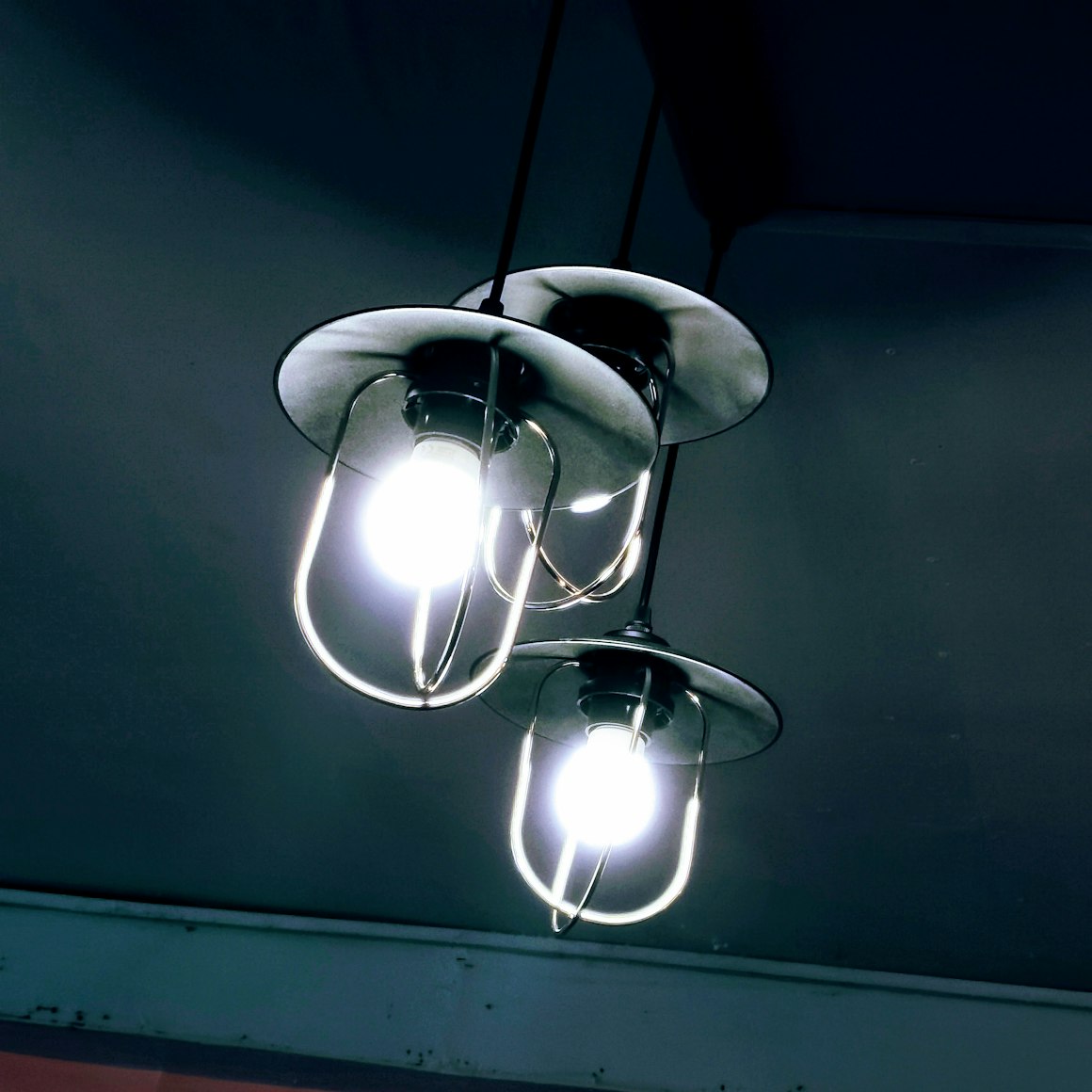150W Tungsten Bulbs: Lab Applications and...
