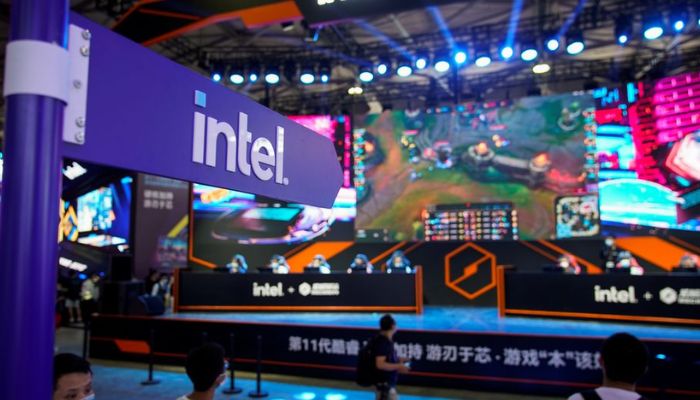 Intel’s ‘historic collapse’ erases bn from market value